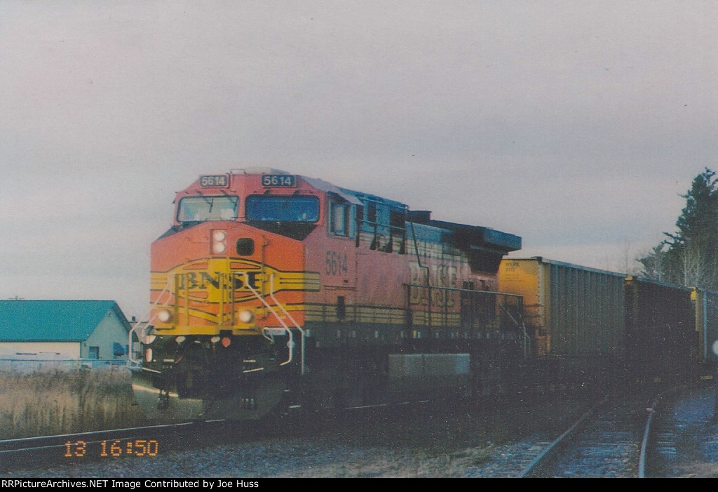 BNSF 5614 South